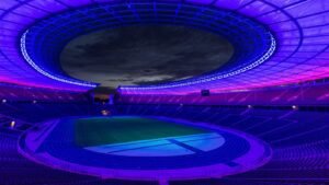 Das beleuchtete Olympiastadion Berlin